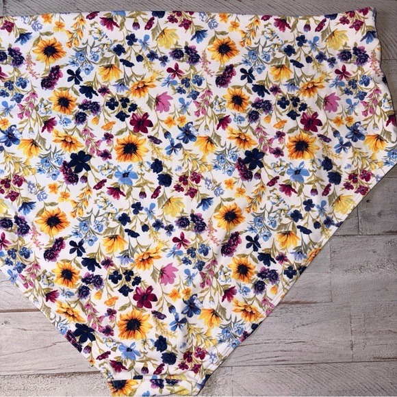 Old Navy Floral Print Swim Bottom High Waist Bikini Bottom Plus Size 4X - Picture 10 of 15